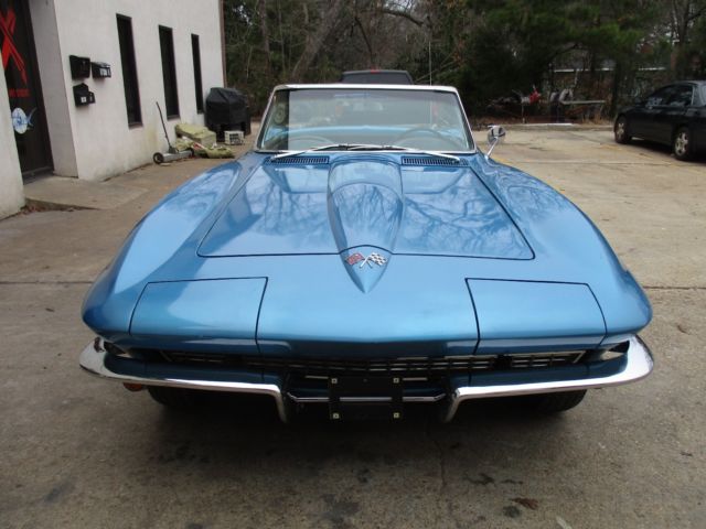 1965 Chevrolet Corvette STING RAY - photo 2