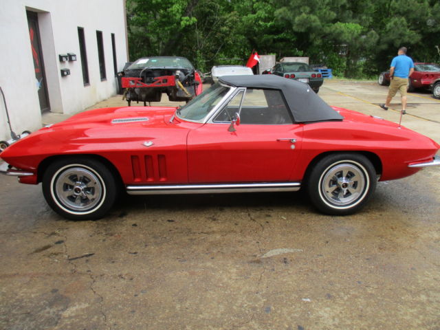 1965 CORVETTE STING RAY CONVERTIBLE RED/BLACK 350 4 SPEED GREAT PAINT/FRAME 1965 Chevrolet Corvette RED BLACK