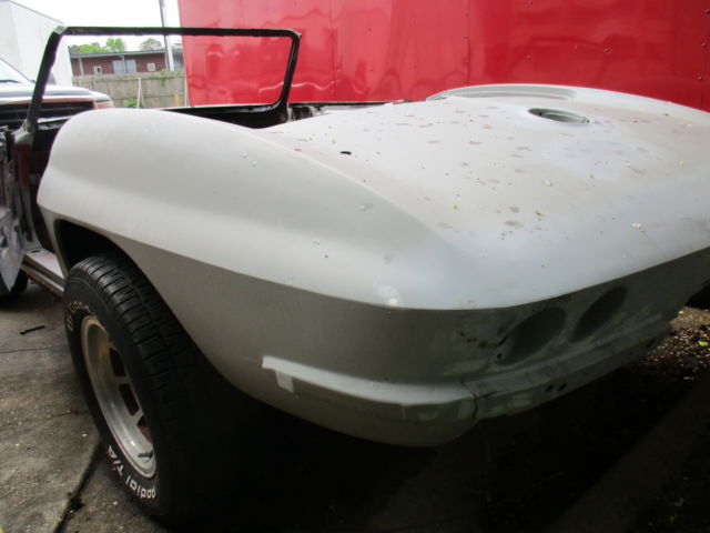 1965 Chevrolet Corvette STING RAY - photo 9