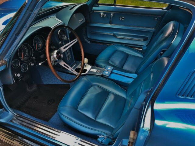 1965 Chevrolet Corvette Coupe - photo 6