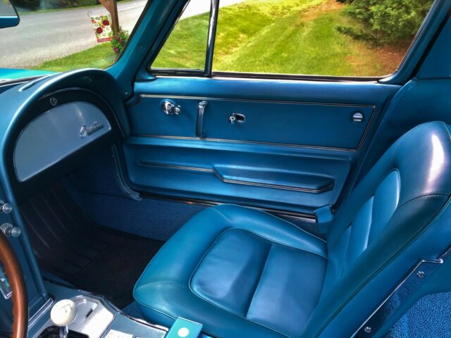 1965 Chevrolet Corvette Coupe - photo 8