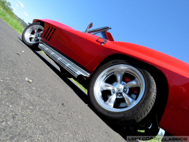 1965 Chevrolet Corvette Stingray - photo 12