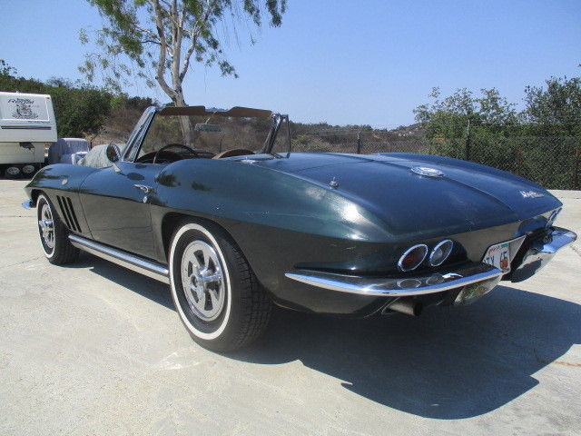 1965 Chevrolet Corvette - photo 3