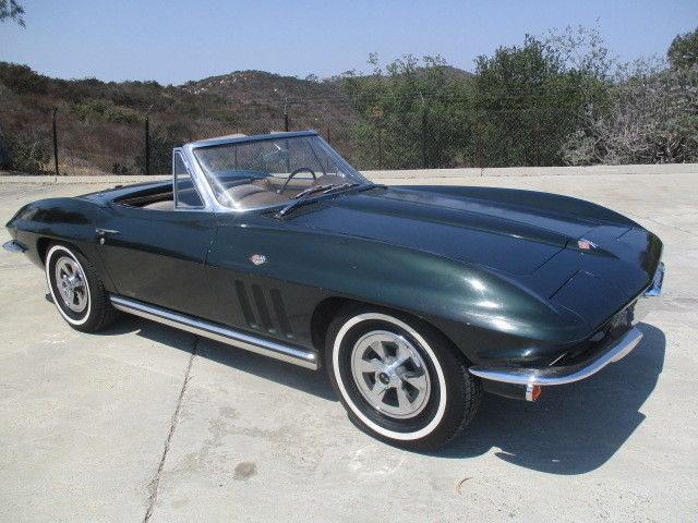 1965 Chevrolet Corvette - photo 8