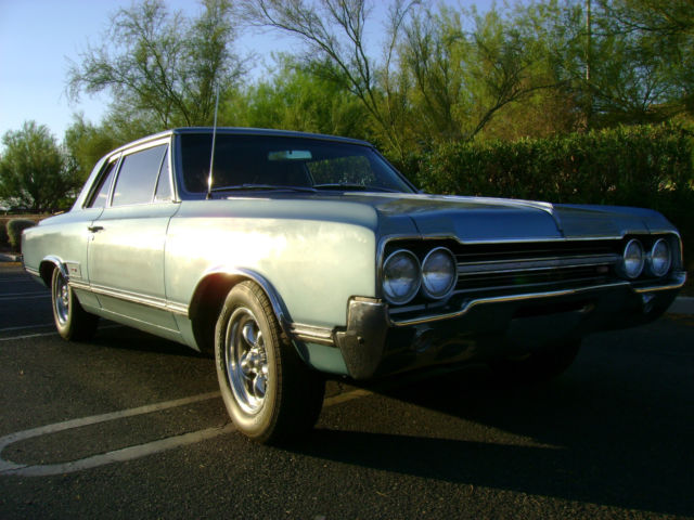 1965 Oldsmobile Cutlass Sedan - photo 2