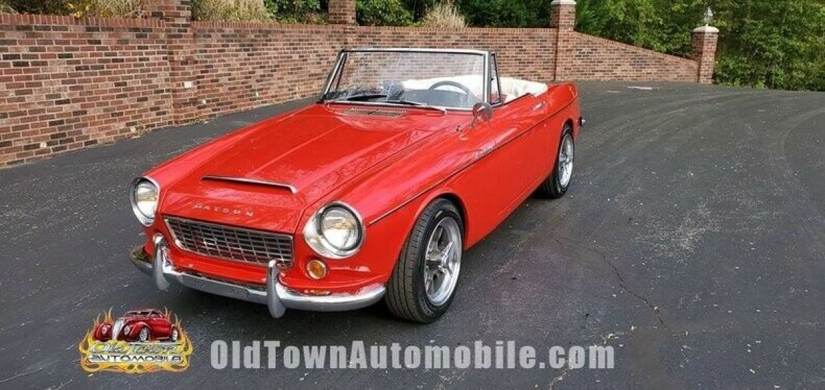 1965 Datsun 1500 Roadster - photo 12