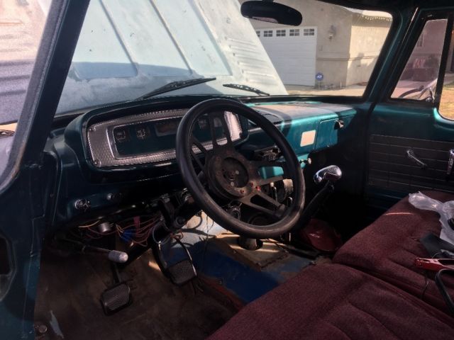 1965 Dodge Power Wagon - photo 2