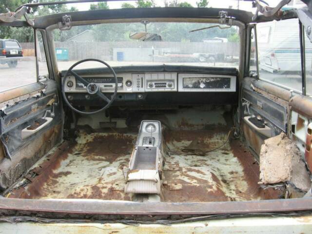 1965 Dodge Coronet Convertible - photo 2