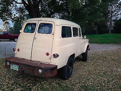 1965 Dodge Power Wagon Town Wagon 4x4 - photo 2