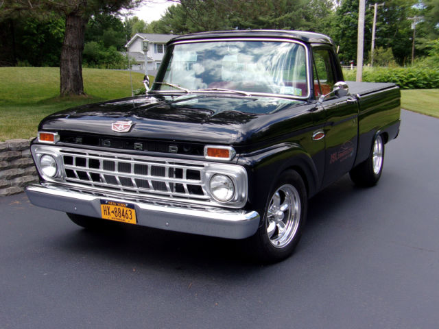 1965 Ford F-100 CUSTOM CAB