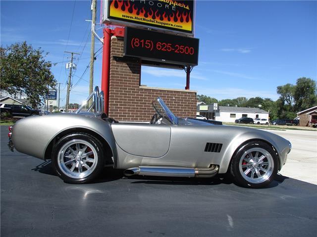 1965 FACTORY FIVE SHELBY COBRA 427" TKO500 5-SPEED 600HP ONLY 352 MILES - photo 6