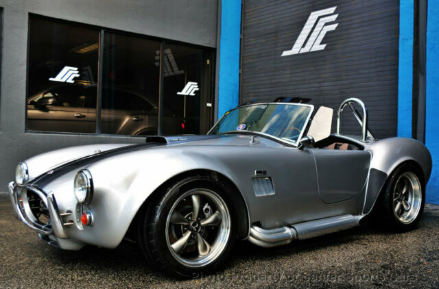 1965 Shelby Cobra Factory Five Racing - photo 4