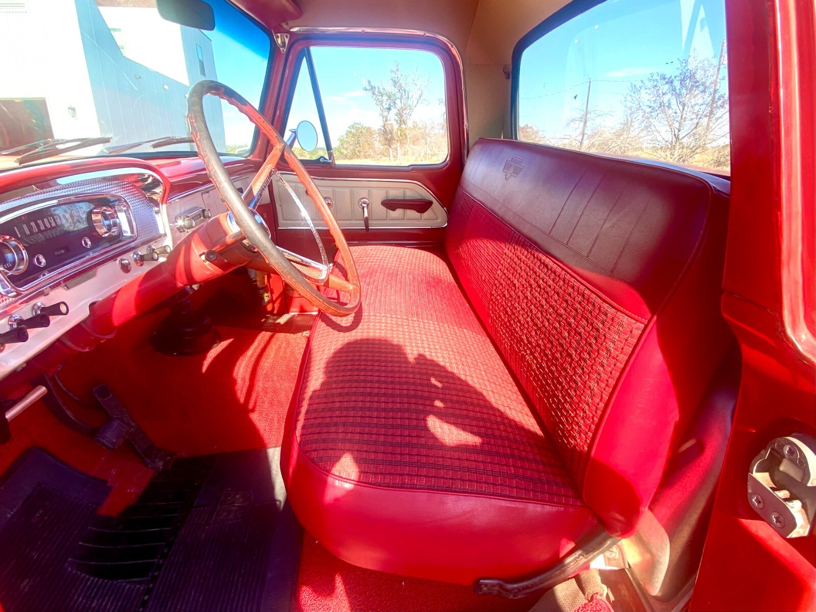 1965 Ford F-100 - photo 2