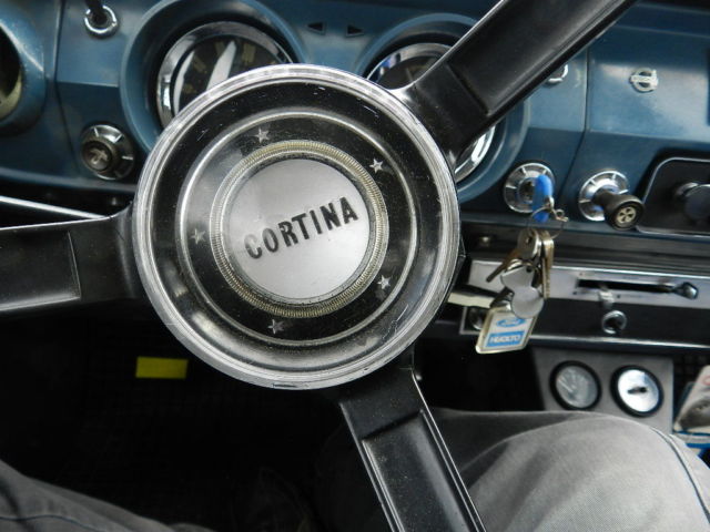 1965 Ford Cortina - photo 2