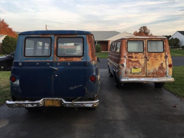 1965 Ford E-Series Van Deluxe Club Wagon - photo 5