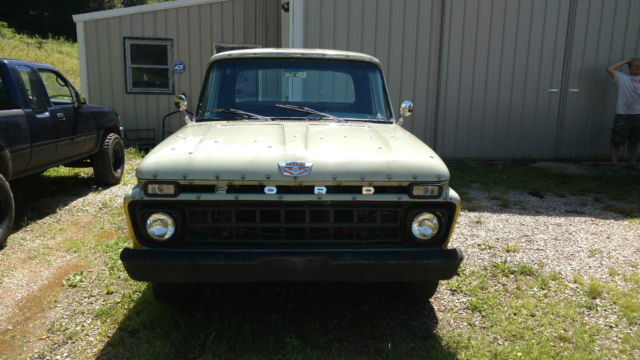 1965 Ford F-100 - photo 3