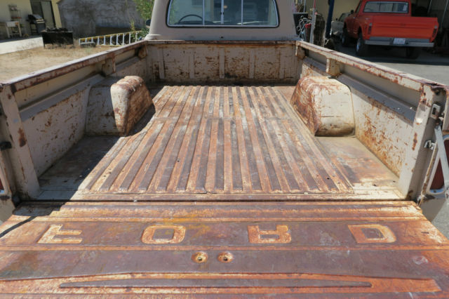 1965 Ford F-250 @ NO RESERVE 390 V8 CLEAN CALIFORNIA CUSTOM CAB - photo 12