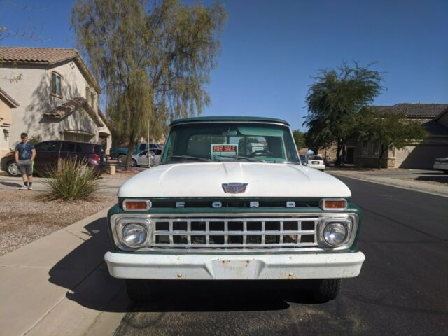 1965 Ford F-250 V8 390HP, 4 on the Floor, Built for street and quarter mile! 1965 Ford F-250 Custom Cab
