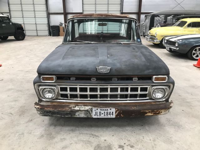 1965 Ford F-100 - photo 2