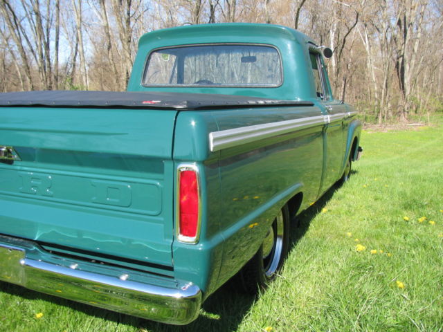 1965 Ford F-100 - photo 8