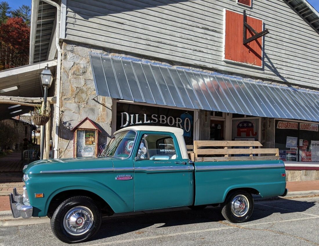 1965 Ford F100 Pickup Green RWD Automatic Custom Cab Short Bed 1965 Ford F100 Custom Cab Short Bed
