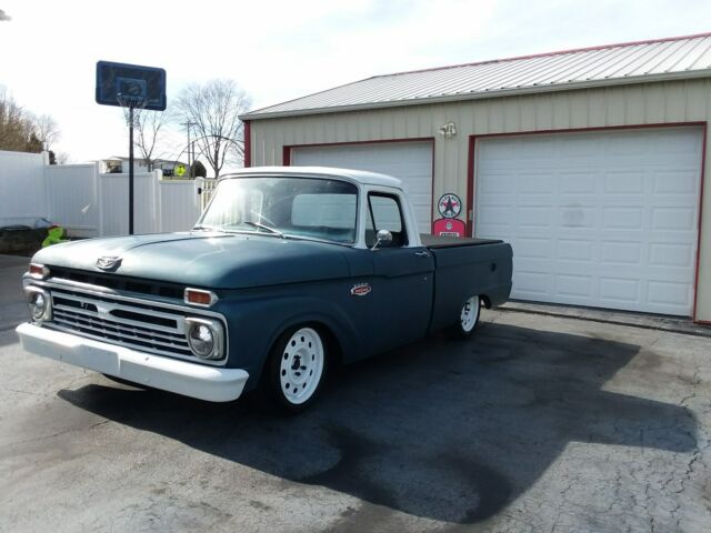 1965 Ford F-100 - photo 3