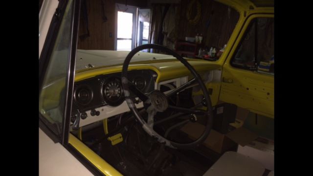 1965 Ford F-250 Custom cab - photo 2