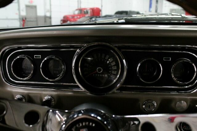 1965 Ford Falcon -- - photo 9