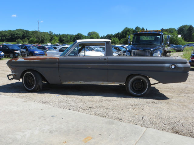 1965 Ford Falcon Ranchero / 302ci V8 / 4-Speed Manual (RUG-AU) 1965 Ford Ranchero Standard