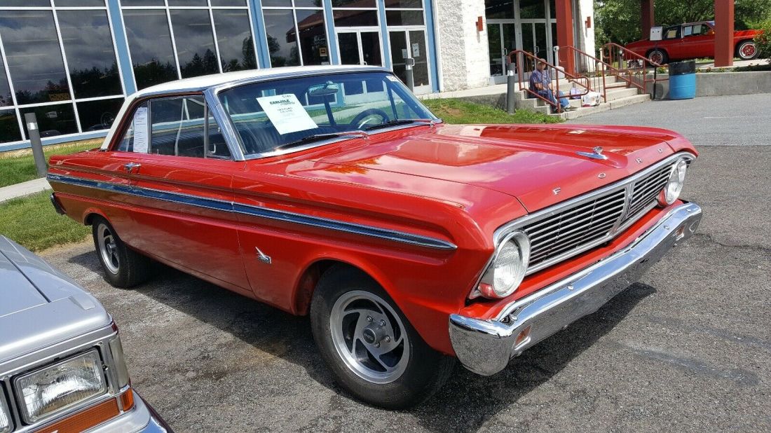 1965 Ford Falcon Futura - photo 2