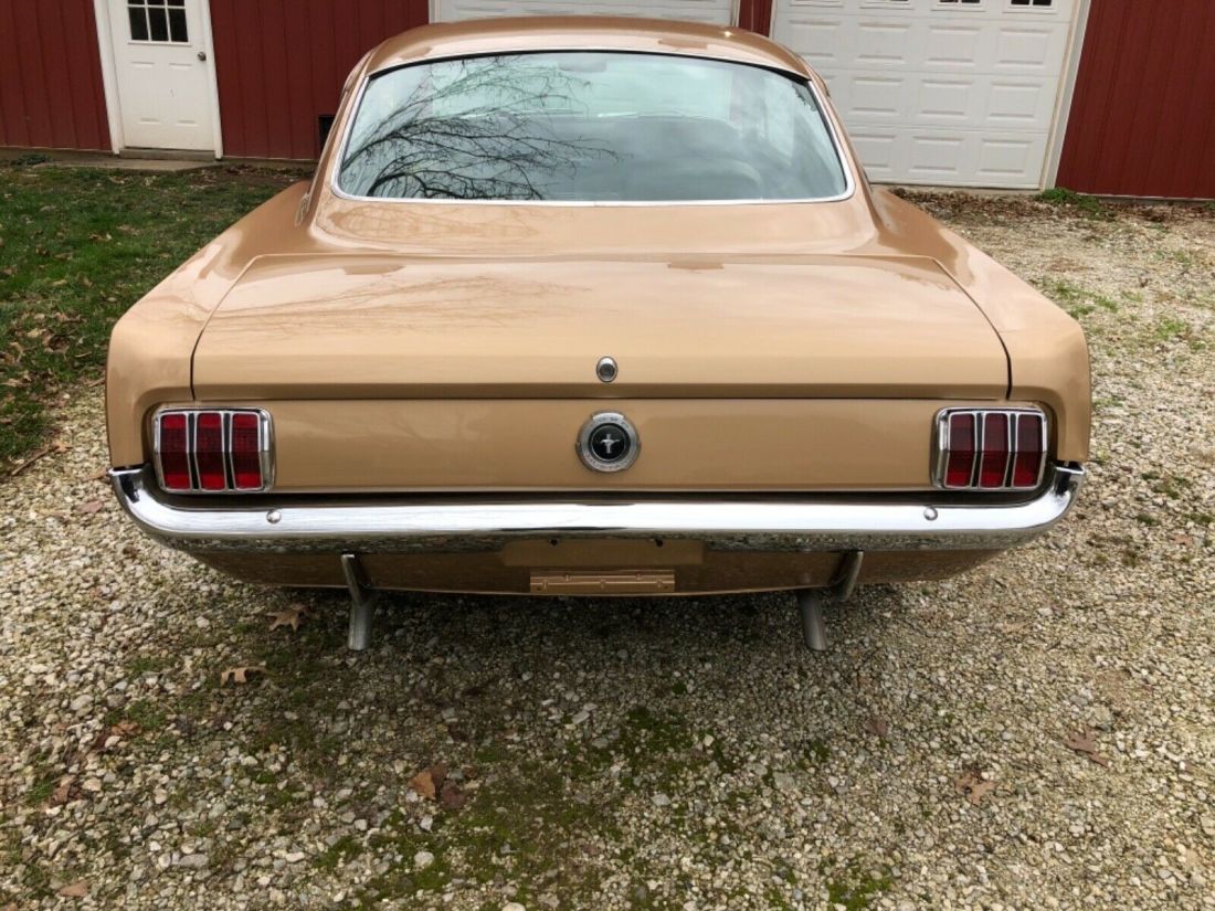 1965 Ford Mustang - photo 3