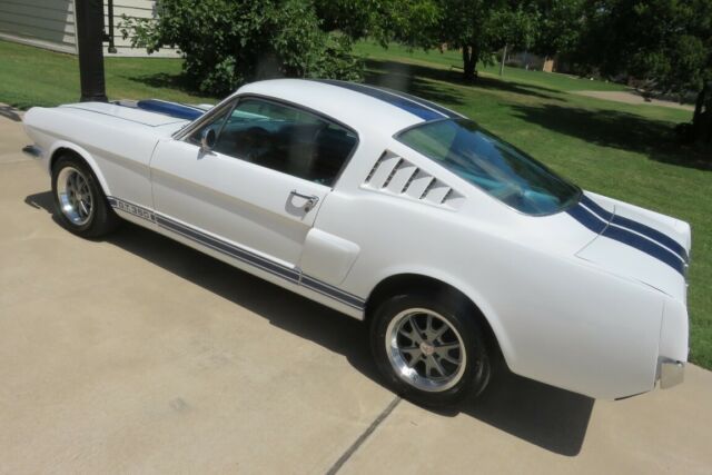 1965 Ford Mustang GT350 Fastback 2+2 - photo 11