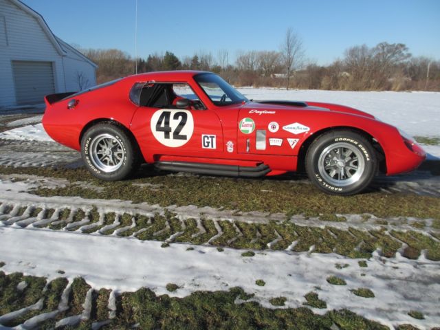 1965 Ford Daytona Coupe - photo 2