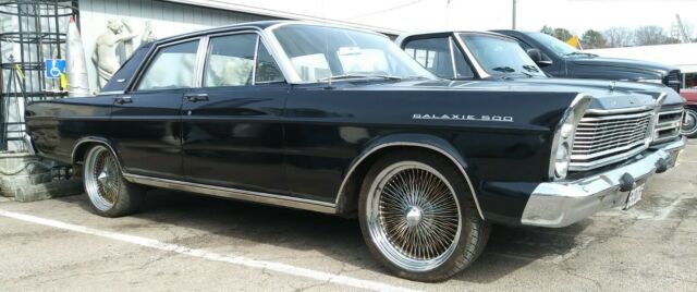 1965 Ford Galaxie - photo 3