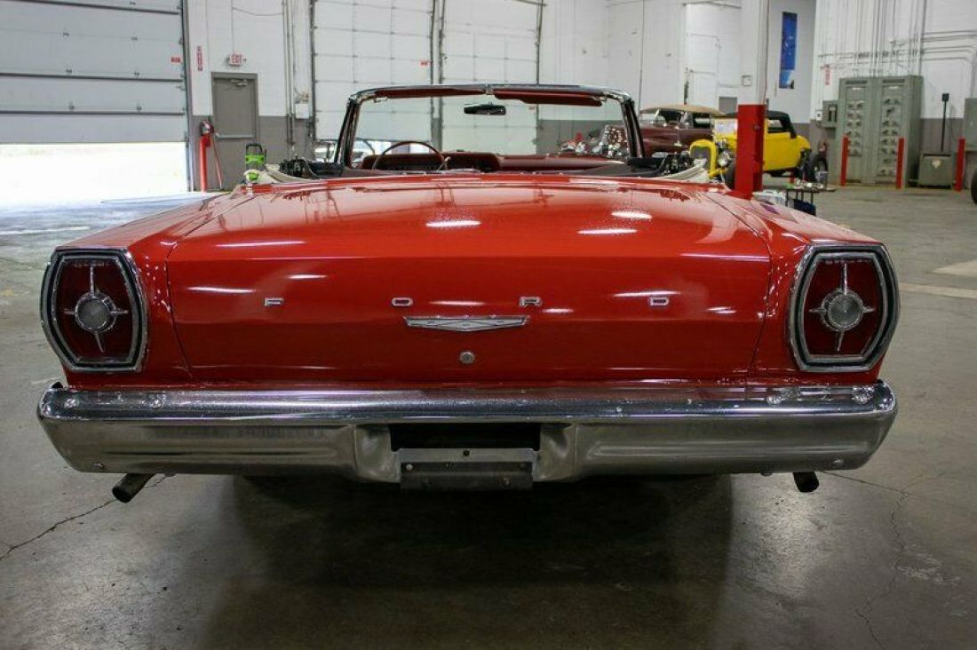 1965 Ford Galaxie - photo 4