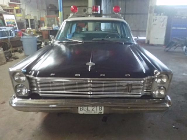 19t5 Ford Galaxie - photo 2