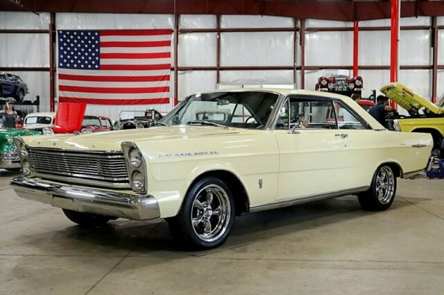 1965 Ford Galaxie 500 XL 44351 Miles Springtime Yellow Coupe 390ci V8 4-Speed M 1965 Ford Galaxie --