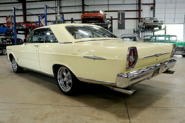 1965 Ford Galaxie -- - photo 3