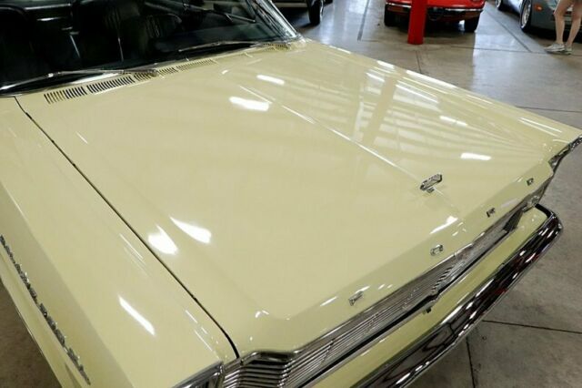 1965 Ford Galaxie -- - photo 9