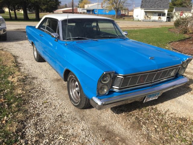 1965 Ford Galaxie 500XL - photo 2
