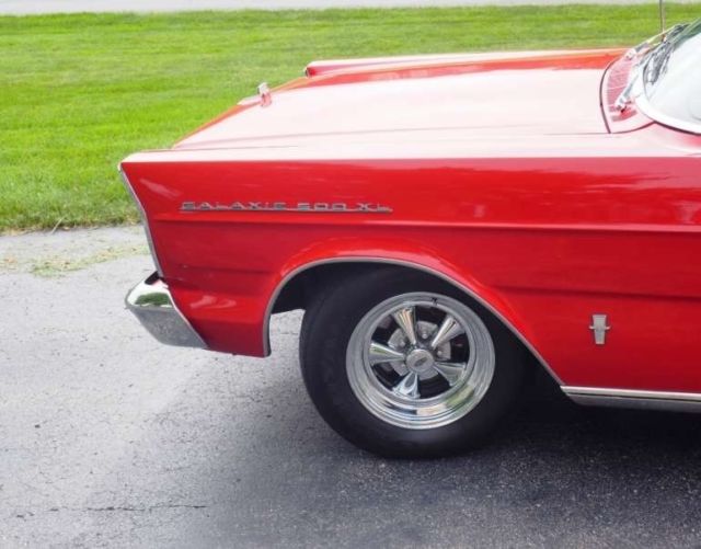 1965 Ford Galaxie 500XL Convertible - photo 9