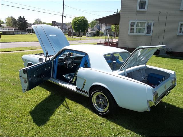 1965 Ford Mustang - photo 3