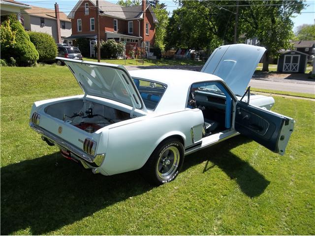 1965 Ford Mustang - photo 4