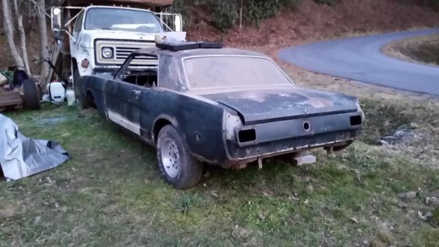 1965 Ford Mustang - photo 2