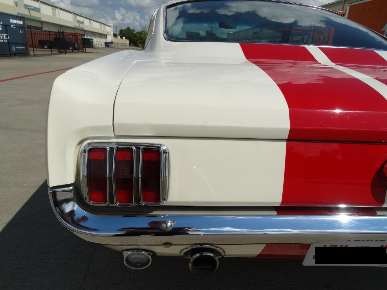 1965 Ford Mustang - photo 2