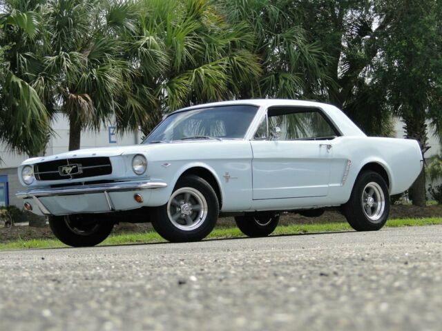 1965 Ford Mustang 2 Door Hardtop - photo 2
