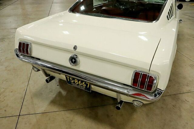 1965 Ford Mustang 2+2 - photo 11