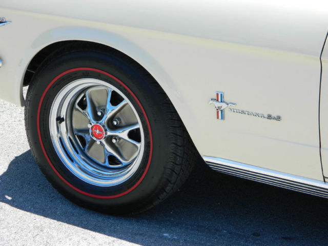 1965 Ford Mustang - photo 4