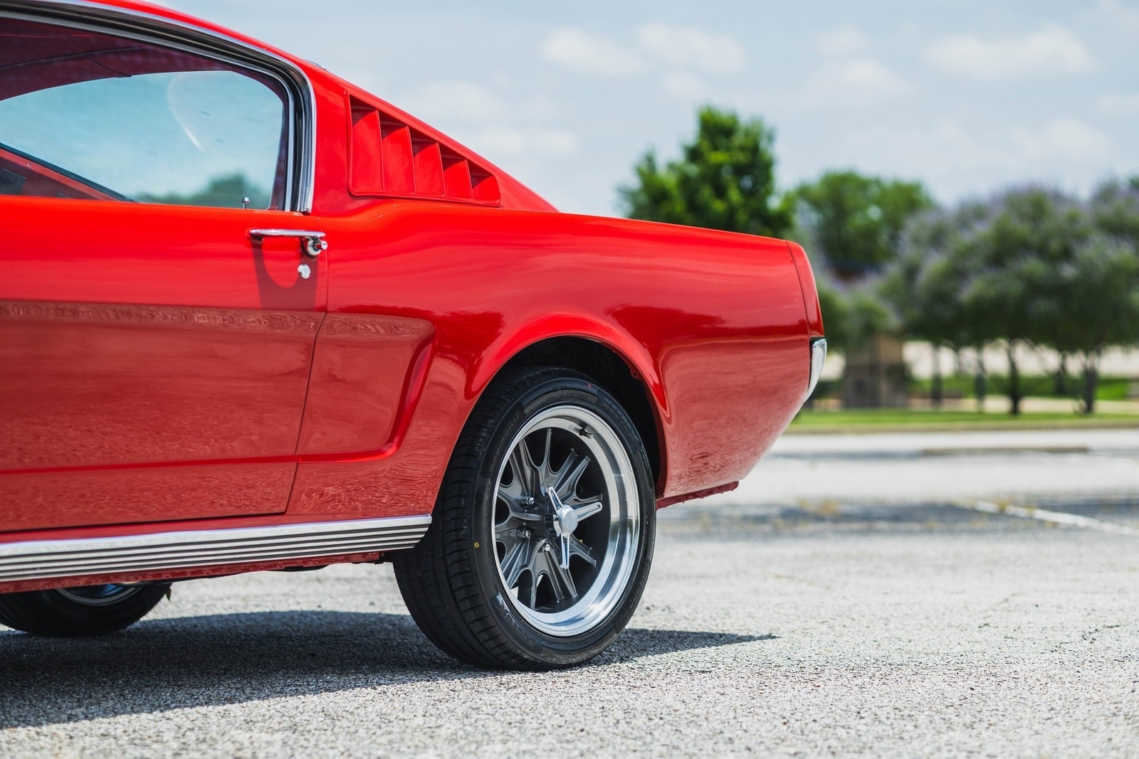 1965 Ford Mustang 2+2 Fastback Restored - photo 8