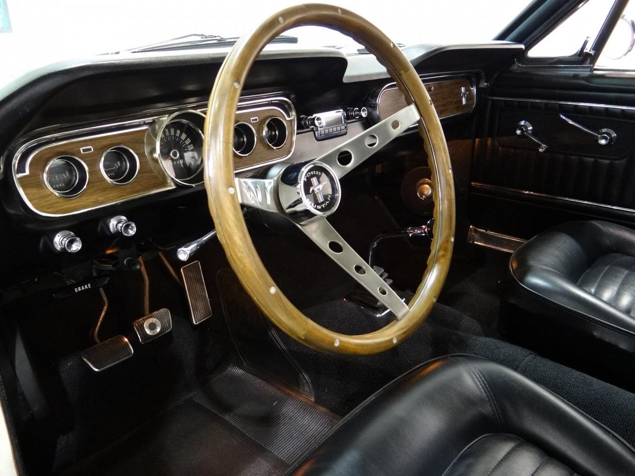 1965 Ford Mustang - photo 11